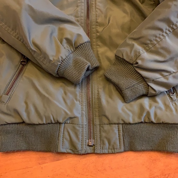 Baby Gap 4T olive green bomber jacket - Picture 3 of 5